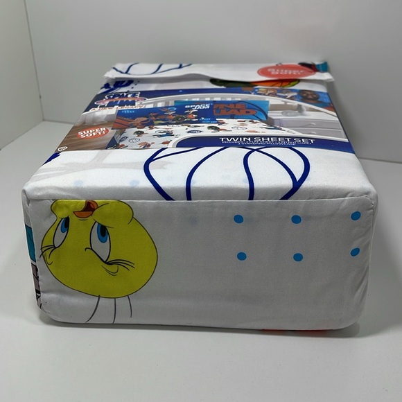 Space Jam A New Legacy Vibrant Printed Super Soft Twin Sized Bed Sheet Set - Picture 8 of 8